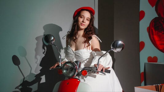 StaceySunny Public Hình 5