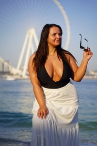 CelesteBailey Dubai Trip! Fotka 6