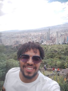 Enyer_hot_22 Public Pic 4