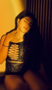 Lia_Mar_ LIGHT OF PLEASURE Pic 2