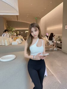 MUZI-6688 Public Foto