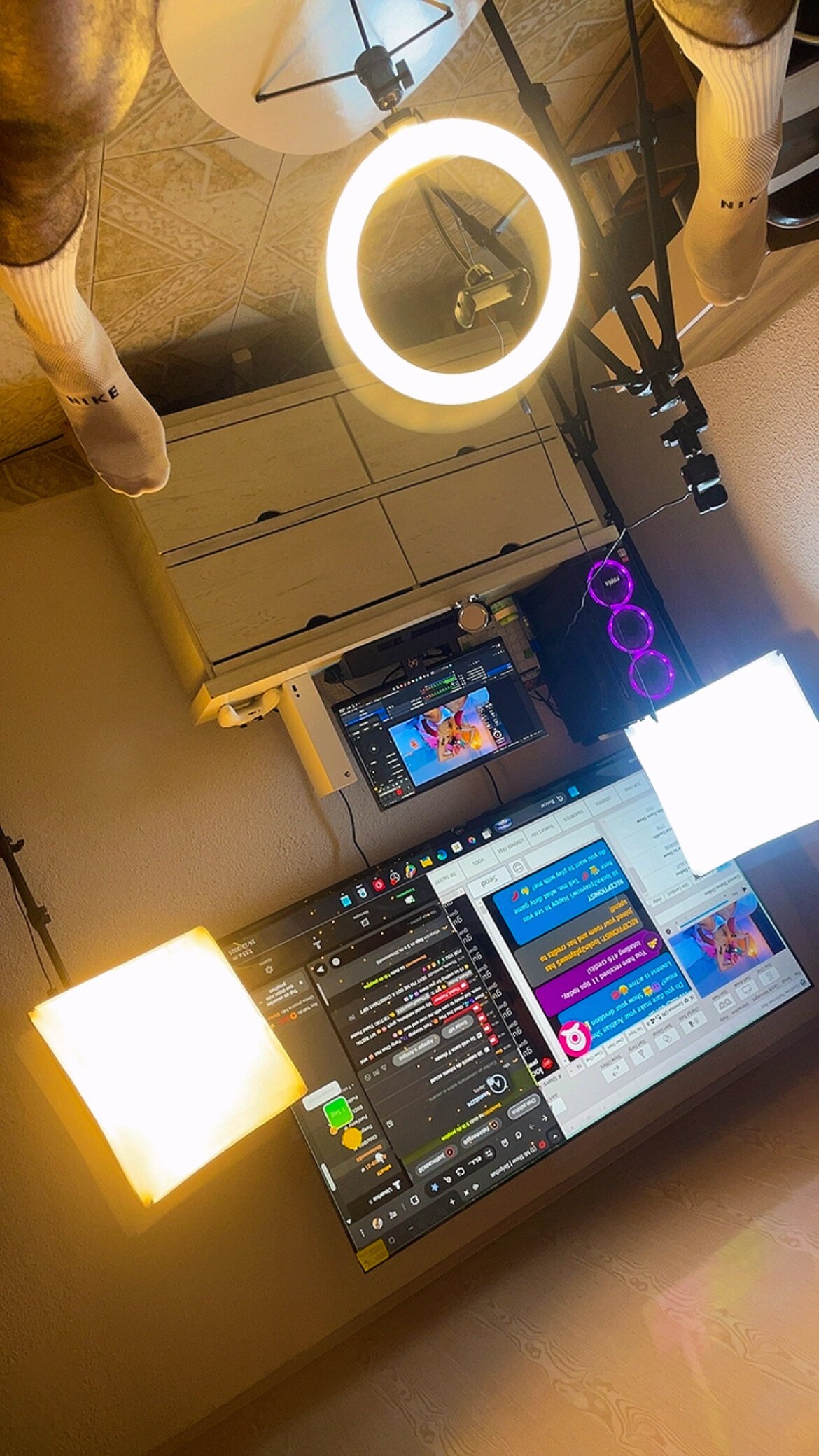 Thaiel_Fosteer Foto en Tendencia 4498