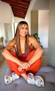 Alana_Suares1 New look and a sweet melon flavor, what's your favorite fruit? 🍈✨ Pic 2