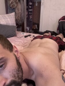 Thickerthanasnicker007 Me being me lol Pic 3