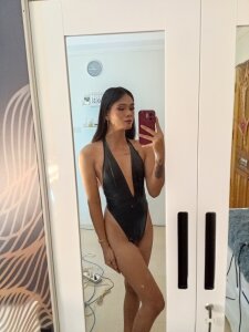 Zdjęcia yourhottestzoey Public:  4