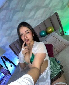 im_miadoll 🍀 Pic 2