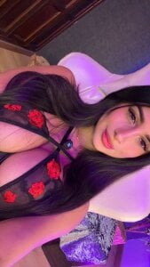 Taylor-Jonnees kullanıcısının Look me albümü -  3 fotoğraf