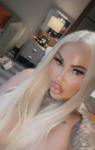 Candy-RoseUK Public Pic 3