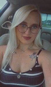 StrawberryCheww Public Pic 4