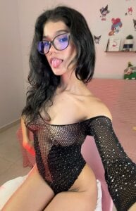 emycarver09 Save it for your wallpaper, daddy😛 Kuva