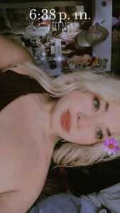 mooniebarbie1 casual. ❤️ Pic