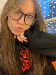 Just me☺️ de imbounty  3 photos