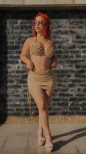 MadelineFox The sun on my body Pic 3