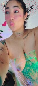 _kat_1995 wants to be my valentine Pic 2