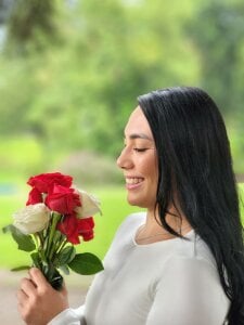 Ariana_rouse happy valentine ❤️💕  2টি ছবি