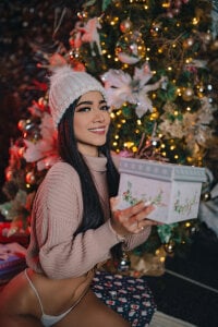 NaishaFord_1 Christmas 🎄 Pic 4