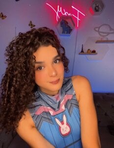 kendallspears_1 D.va🩷💙 Pic 2