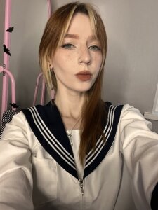 some of my selfies😜 od sweetuniporn  6 snímek