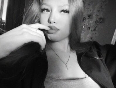 aloreana: Public ( 2 фото)