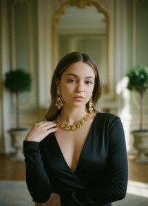 JolynnLavelli Public Pic 5