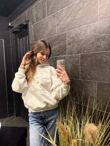 MinaMancilla oh wow Pic 4