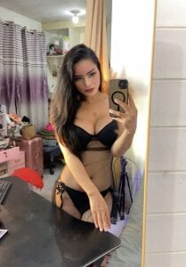 Queen_Of_all_Media MIRROR SHOT 🪞 зображення 3