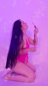 ZiaCooper_ Kisses in Bubbles Pic 5