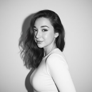 YasmineWest kullanıcısının ❤️ albümü -  2 fotoğraf