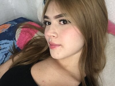 SashaBlake_ Shy Hot Girl 🎀 Pic 3