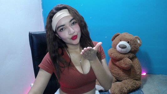 Patricia_Hilton +1 Pic