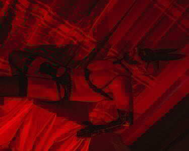 castle_87 BUNNY ON THE LOOKOUT!!! Pic 6