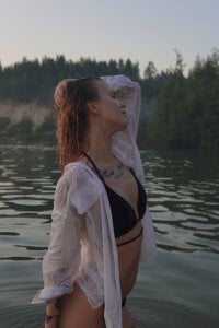 AkylinaGold Public Pic 2