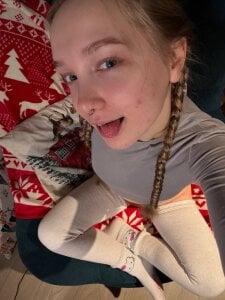 bambi_lu Christmas vibes🎄 Pic 9