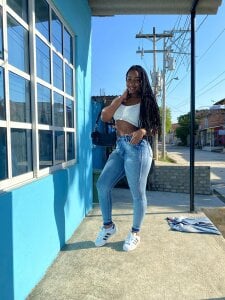 Anny!💙✨ de AnnaHott-  5 Imagens