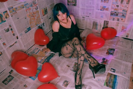 lilith_rr 𝒱𝒶𝓁𝑒𝓃𝓉𝒾𝓃𝑒 𝑀𝑜𝑜𝒹 🌹 รูป  6