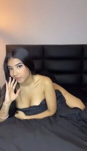 Naomy_gyal at bed between sheets Pic 5