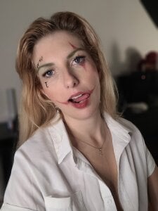 Amitiel_Angel Halloween Pic 4