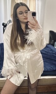 MagicPeachh_ Public Pic 5