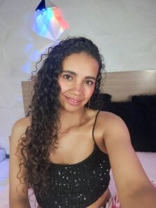 Lesly_florez Me❤️💕 Foto 4