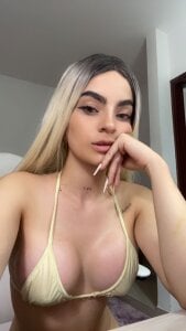 emiss_ Public Pic