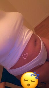 SexyCaramelThickGoddessPublic图片 5