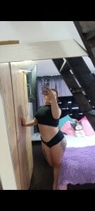 Karina_Leon Public Immagine  2