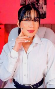 Amy_Leah Public Pic 3