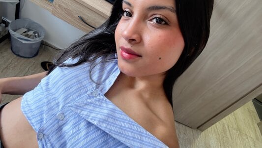 aixa_haworth AIXA ♥  3টি ছবি