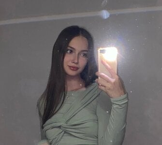 Alice-Mora Public Pic 2