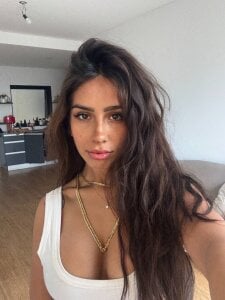 julia_mendes me🍬 Pic