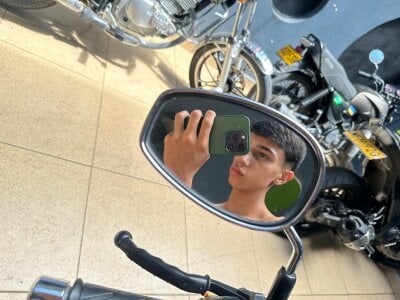 Lucian_Davi Davi Pic 3