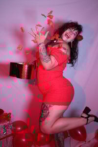 raven_noctis_のBe My Dirty Valentine 😈の 2枚の写真