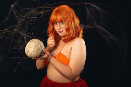 Zoe_Murphy Happy Hallowen Pic