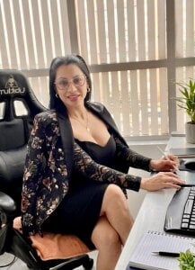 Grace_Velvetsecretaria sexy图片 2